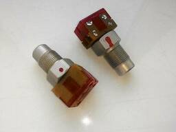 ТРМ 11-11 — с замыкающим и размыкающим контактом