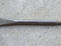 Типу зубила на дрельку.