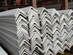 Алюминиевый уголок 45x20x4 мм АД31 без покр цена купить