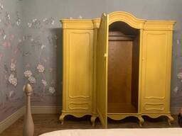 Унікальна Шафа з Дерева в Класичному стилі