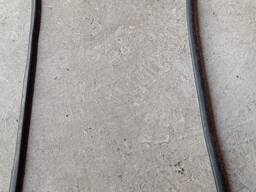 Уплотнітель лобового мерседес 207 - 410.