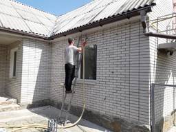Утеплення будинків рідким пінопластом екоізол