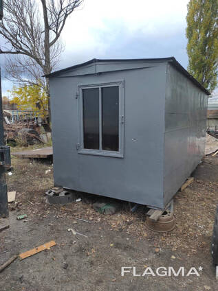 Вагончик кунг побутівка утеплена з вікнами, всередині стелажі і буржуйка