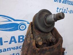 Важіль передній нижній правий Mitsubishi L200 KB 2.5 Diesel 4D56 2006 (б/у)