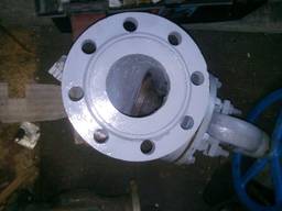 Вентиль стальной 15с18п Ду100