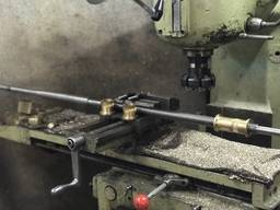 Винт с гайкой поперечной подачи 1М63