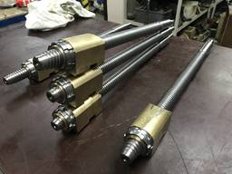 Винт к станку токарному