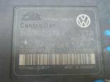 Volkswagen Golf V Mk5 2004-2008 Вакуумный насос 1K0 907 379 - фото 2