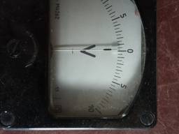 Вольтметр М4262