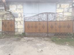 Ворота металеві металические ковані готові кованые готовые.