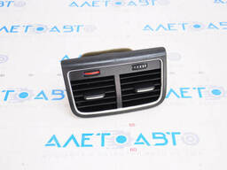 Воздуховод центральной консоли Audi Q5 09-17 8K0819203E