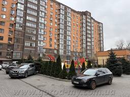 Видова квартира 67 м² біля проспекту Науки