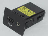 Выход магнитолы USB / AUX Nissan Leaf ZE1 (18-) 284H3-5FA0A