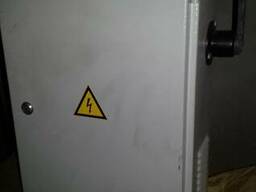 Ящик ЯРП-400 с рубильником и предохранителями.