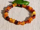 Яскравий янтарний браслет із натурального комбінованого бурштину, яркий янтарный браслет - фото 3