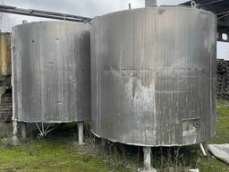 Ємність харчова нержавіюча 7.5 м³ | резервуар з утепленням, підігрівом і змішувачем