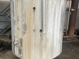 Ємність нержавіюча харчова 1.5 м³ | вертикальна | з утепленням та контуром підігріву