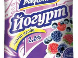 Йогурт 2,5% жирности 400 г Лесная ягода ТМ Радомилк