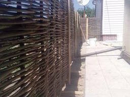 Забор из лозы