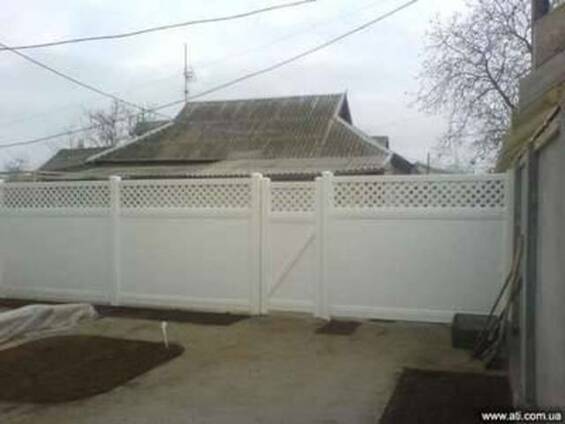 Заборы из ПВХ