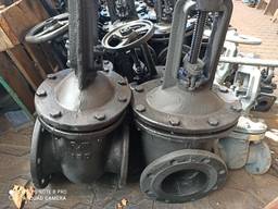 Задвижка чугунная 30ч6бр ду150 ру10