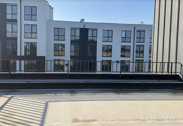Здається комерційне приміщення на вул. Далека, площа 1100 кв. м