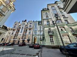 Здам офіс на вул. Кожемяцька 12В. Свій фасадний вхід !! Возвиженка. БЕ3%