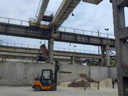 Здам в оренду підкрановий майданчик з козловими кранами м. Полтава.