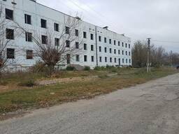 Здания под разборку стройматериалов