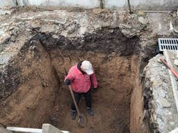 Землянные работы, КОПКА ЯМ, ТРАНШЕИ в ручную и спецтехникой Копка Оесса