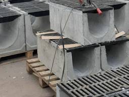 Лоток водоотводный SUPER ЛВ-15.25.31 бетонный с чугунной решеткой
