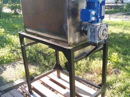 Змішувач кормів стрічковий (ленточный смеситель кормов)