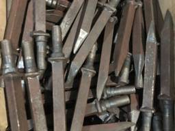 Зуб бороны БЗС (под гайку М16)